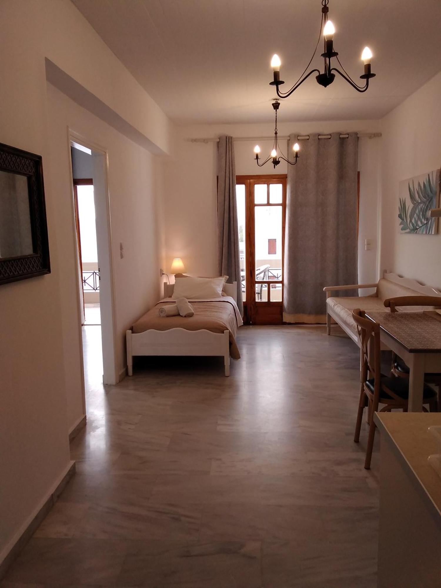 Idomeneas Apartments Sougia Rum bild