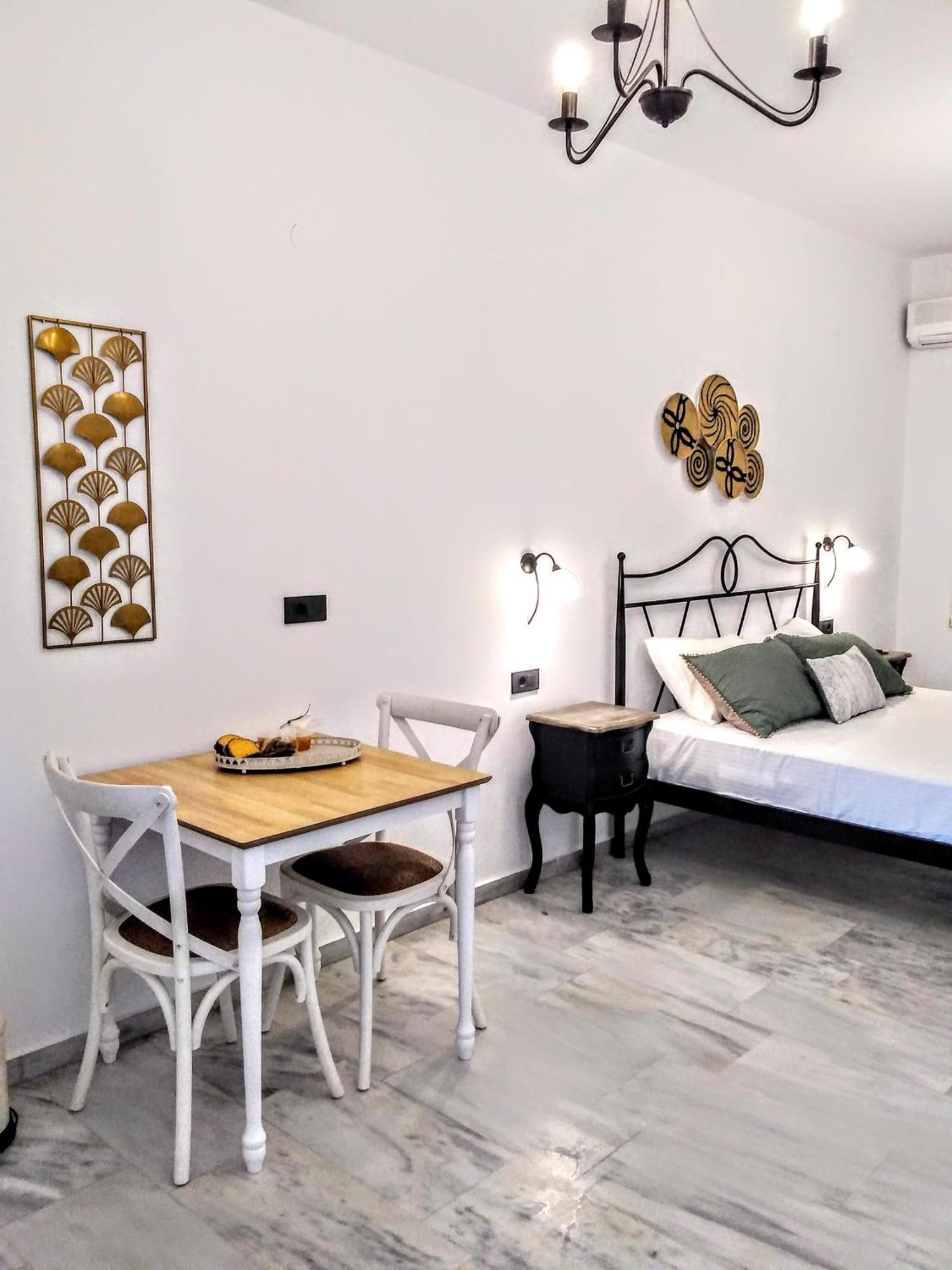 Idomeneas Apartments Sougia Rum bild